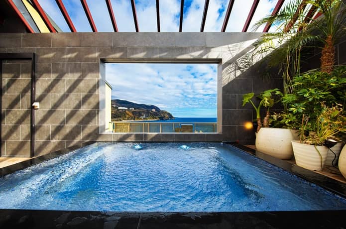 株式会社稲取赤尾ホテル