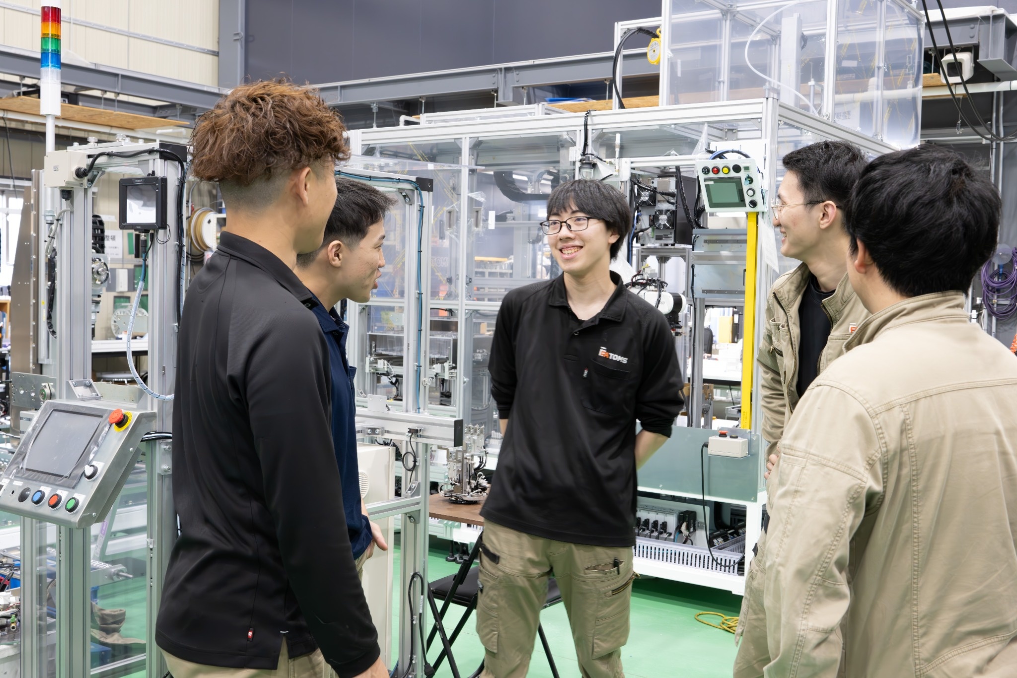 株式会社エフエイ・トムス