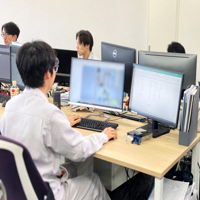 株式会社エコム